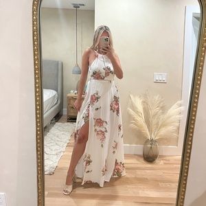 NWOT gorgeous halter printed floral crochet maxi